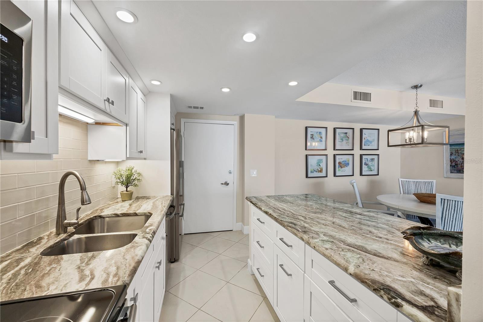 Image 15 of 46 For 1212 Benjamin Franklin Drive 508