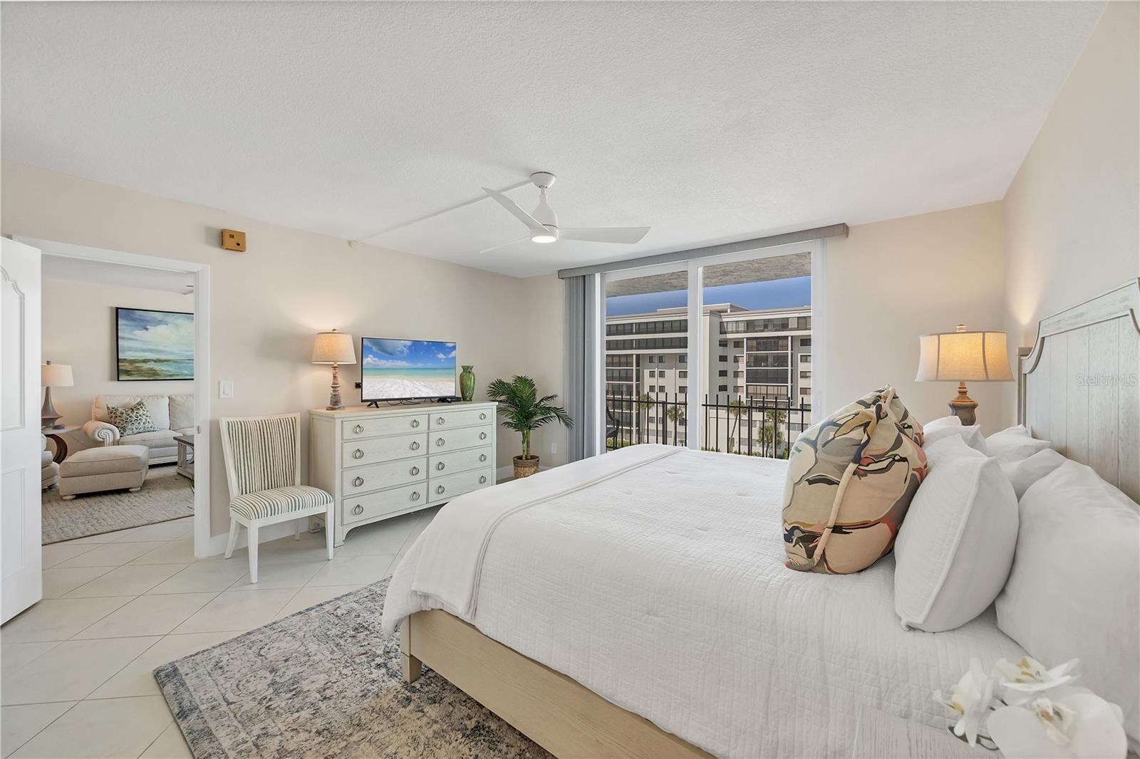 Image 25 of 46 For 1212 Benjamin Franklin Drive 508