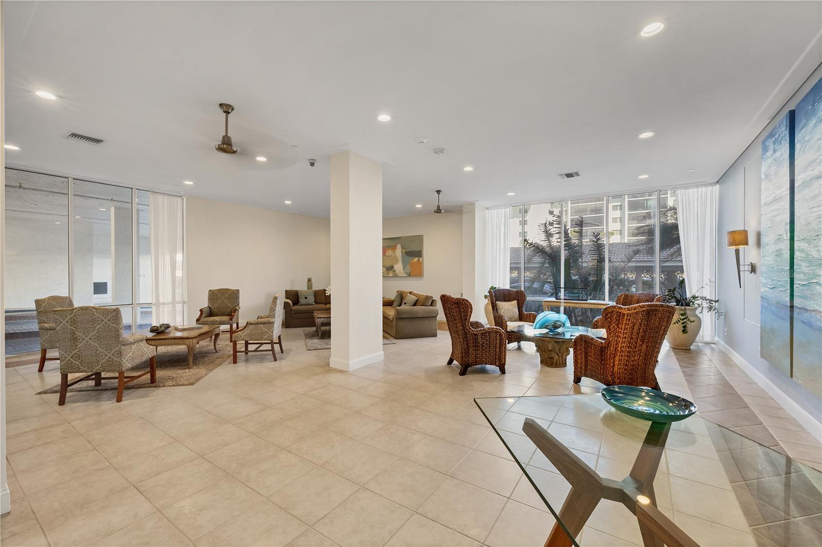 Image 30 of 46 For 1212 Benjamin Franklin Drive 508