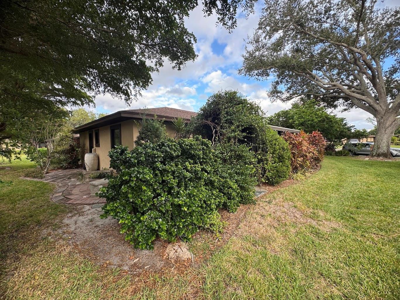 Image 11 of 12 For 2609 66th Street Circle W Na