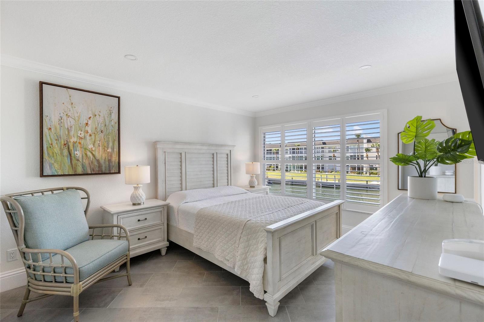 Image 16 of 48 For 4390 Exeter Drive 206