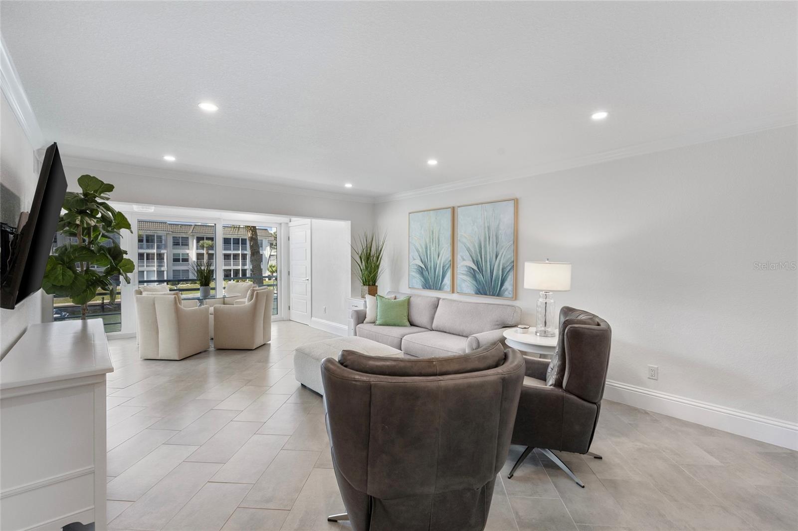 Image 2 of 48 For 4390 Exeter Drive 206