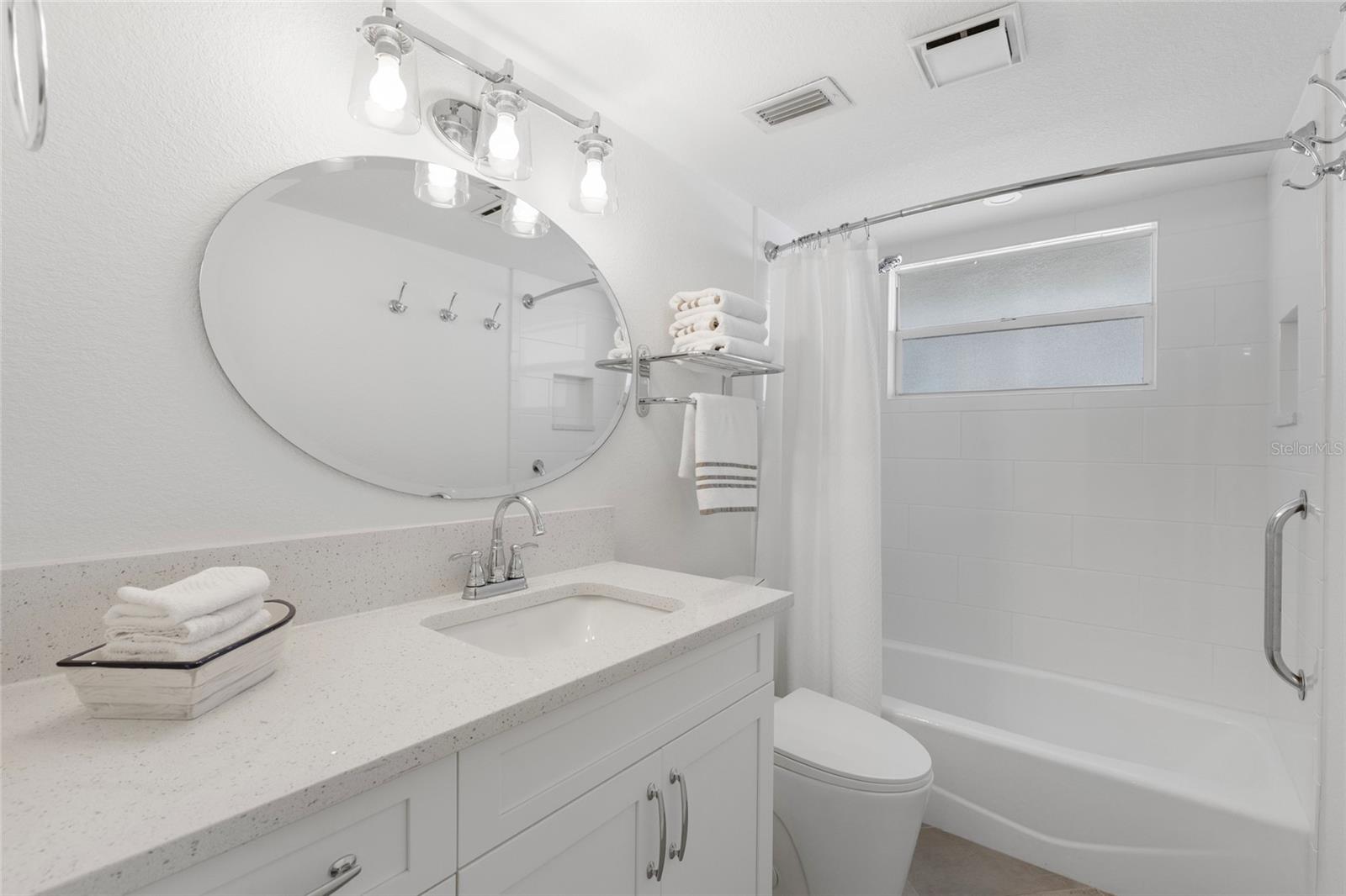 Image 23 of 48 For 4390 Exeter Drive 206