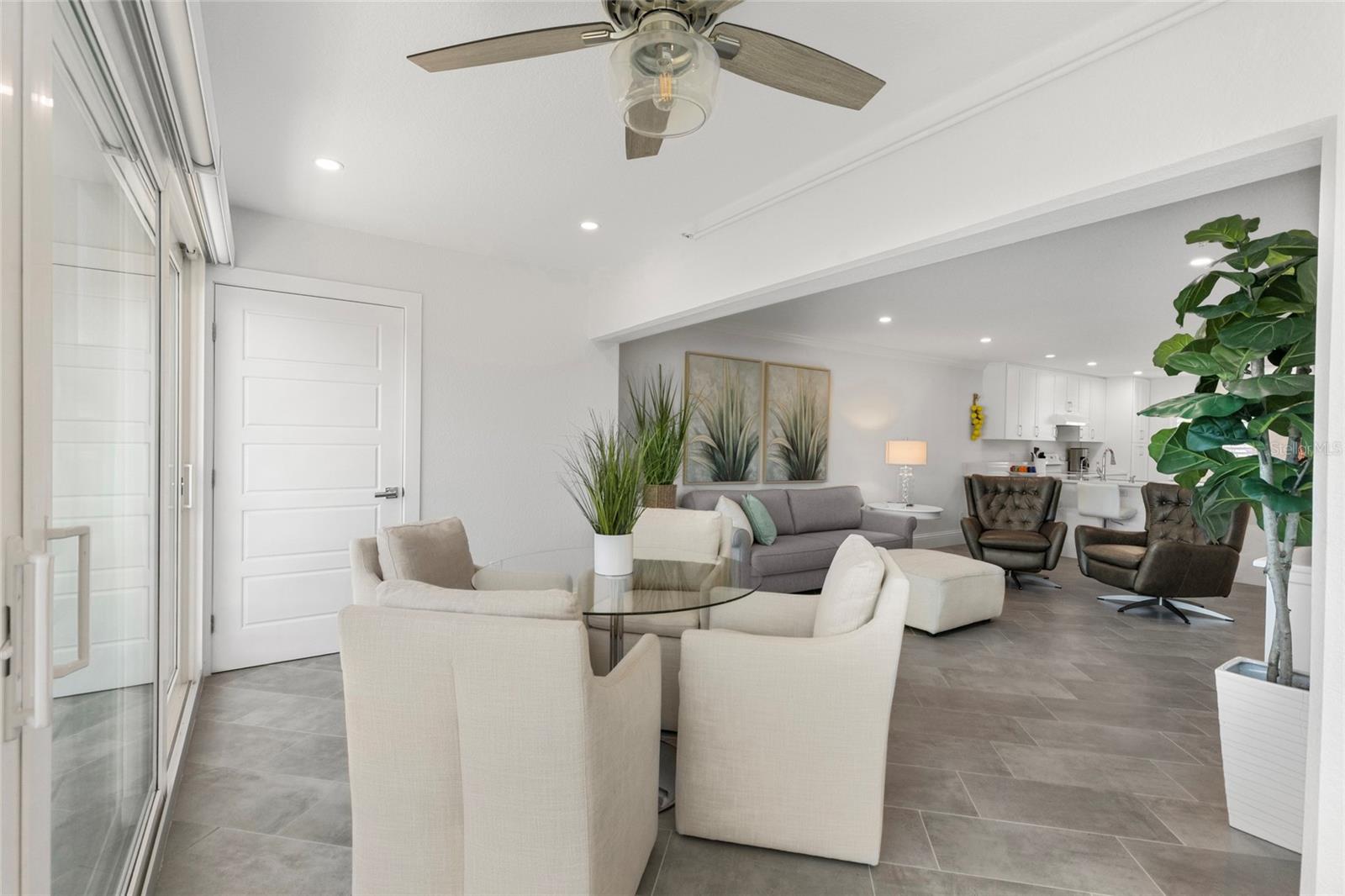 Image 7 of 48 For 4390 Exeter Drive 206