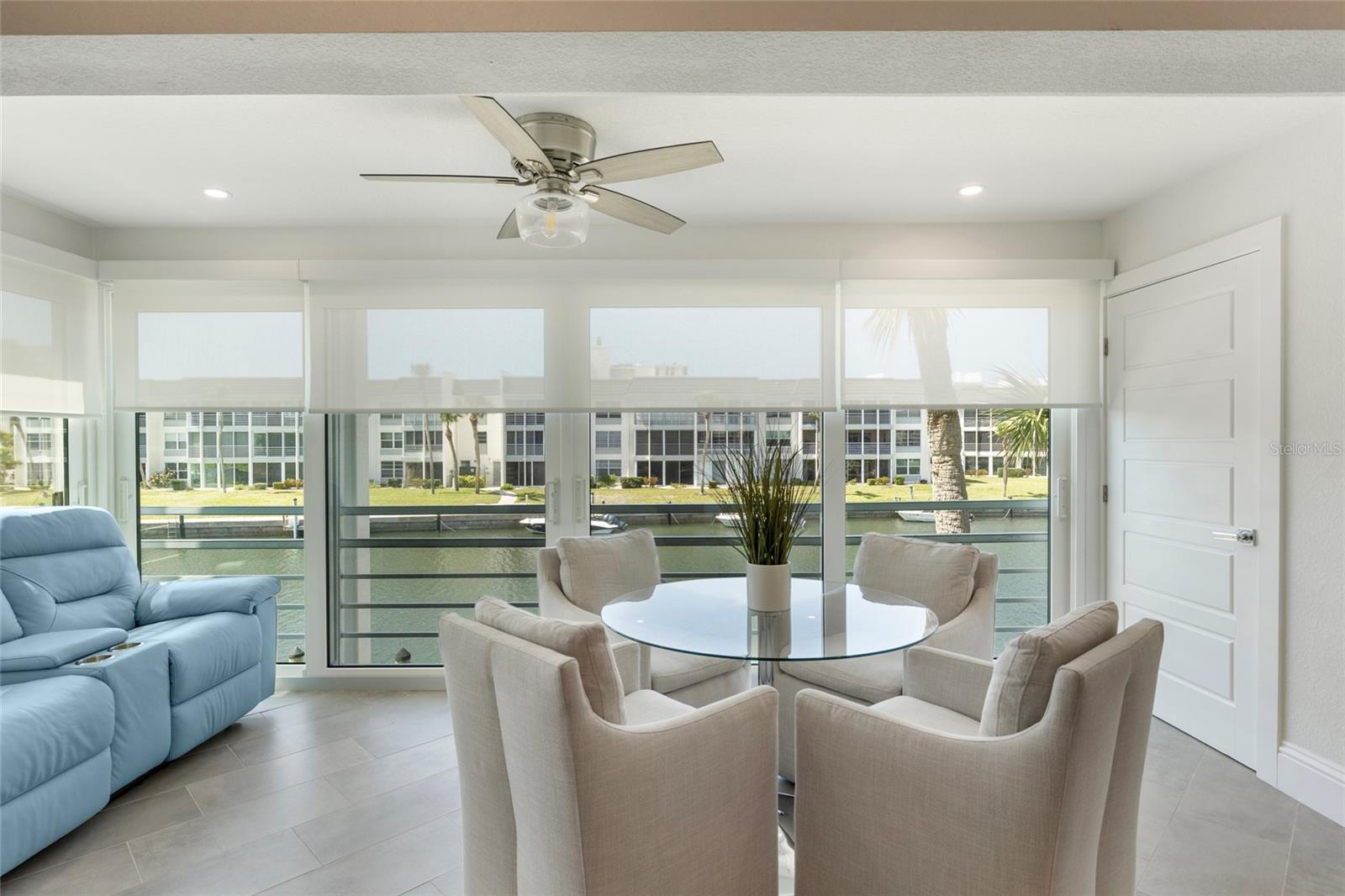 Image 8 of 48 For 4390 Exeter Drive 206