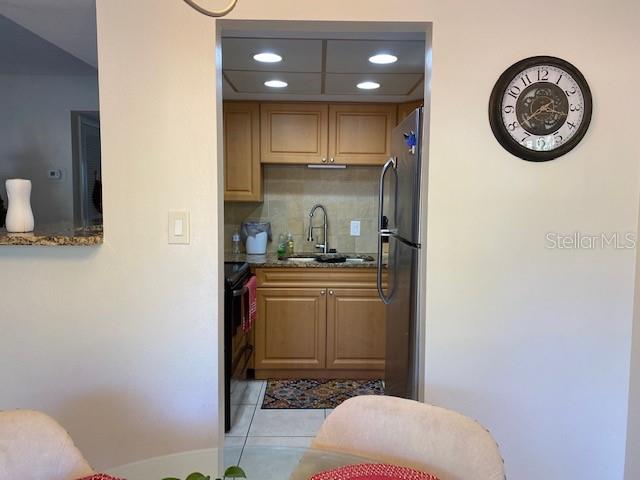 Image 5 of 24 For 4035 School Avenue A4