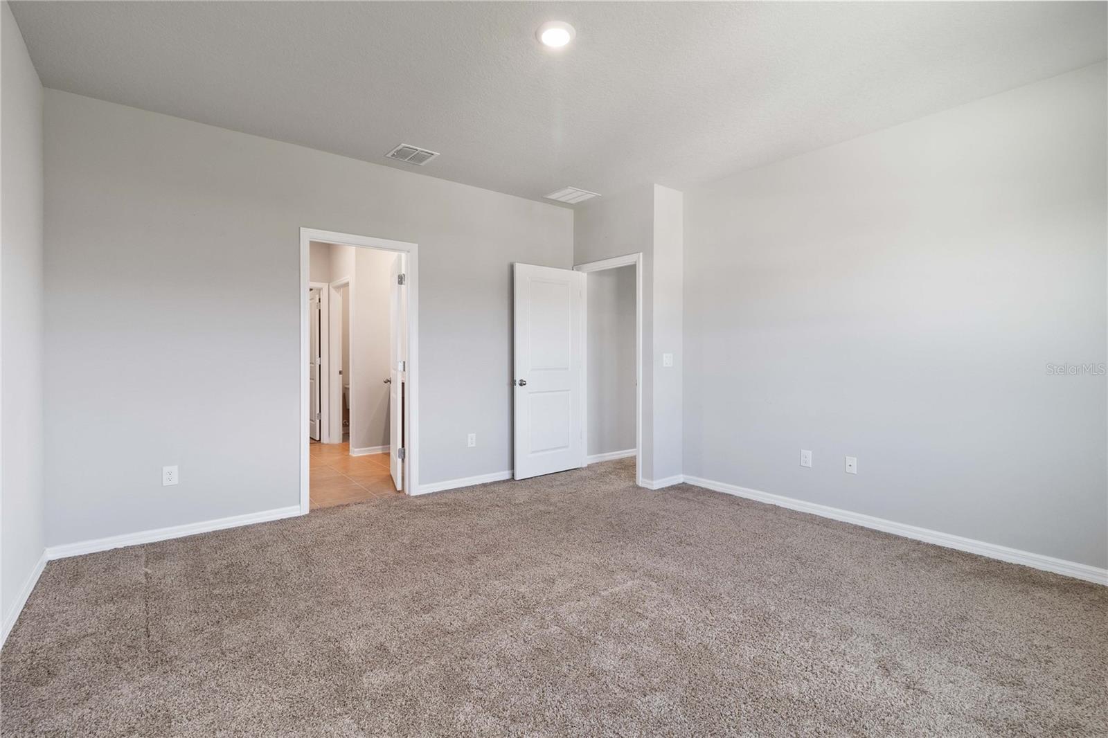 Image 22 of 31 For 5617 Bungalow Grove Court