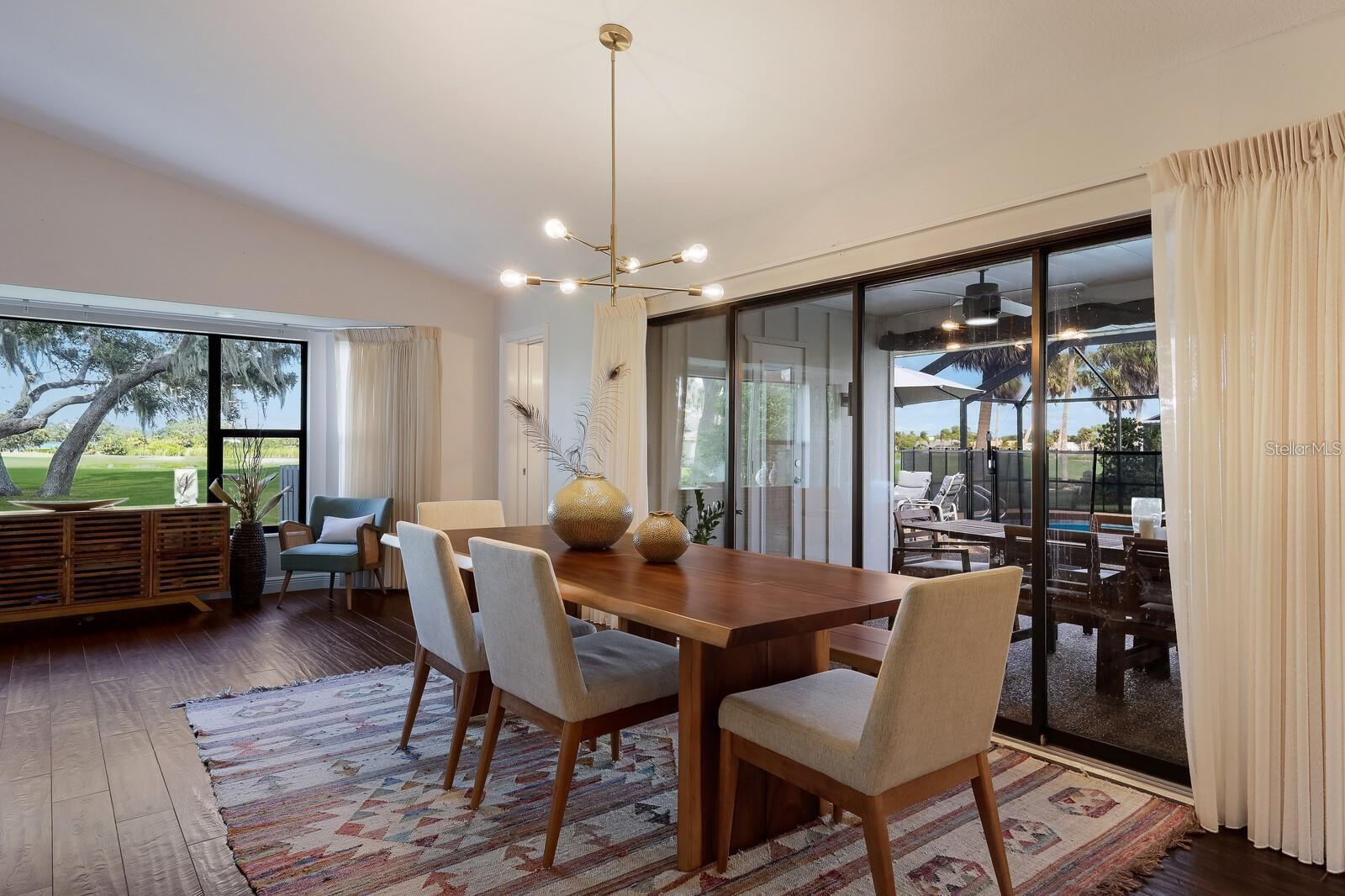 Image 12 of 30 For 3705 Torrey Pines Boulevard