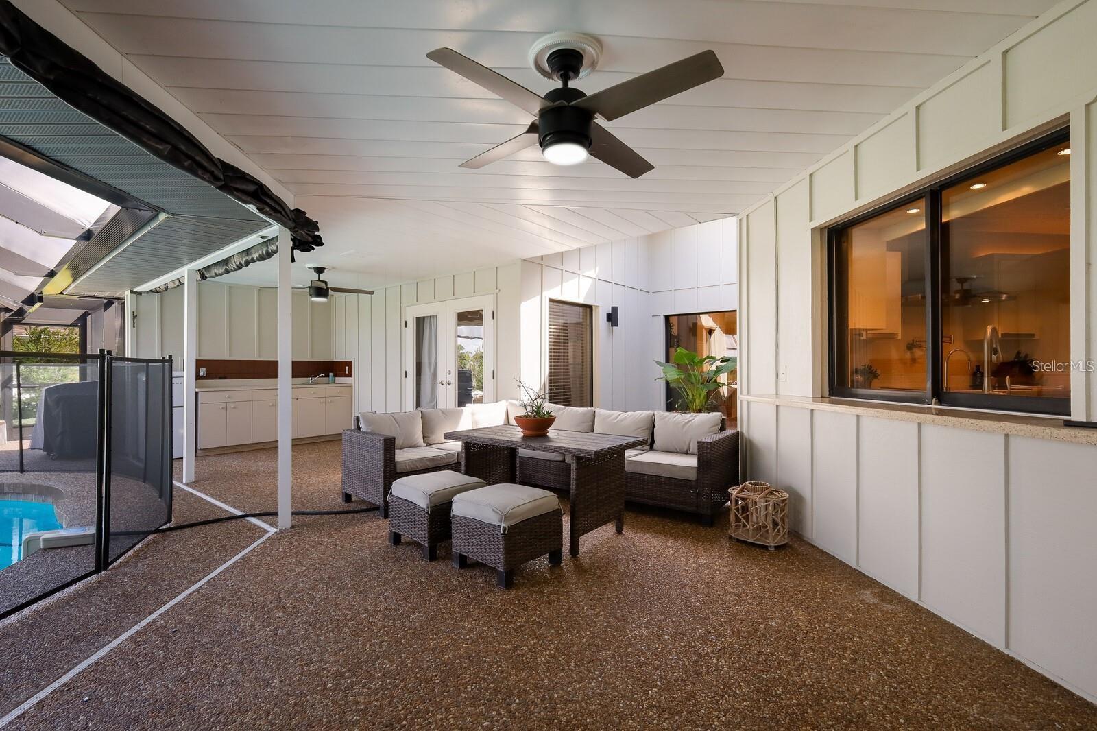 Image 15 of 30 For 3705 Torrey Pines Boulevard