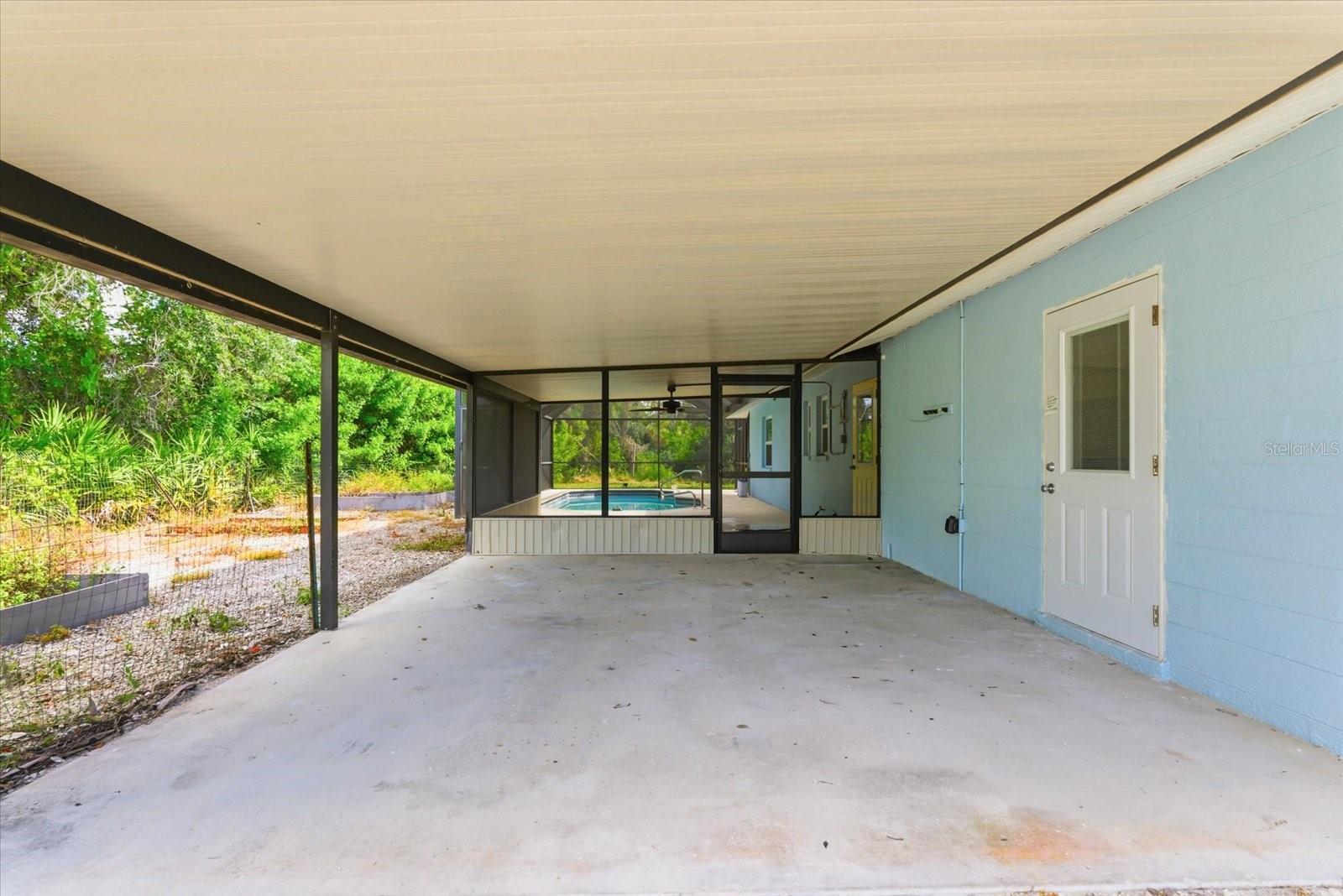 Image 9 of 49 For 229 Stratford Road