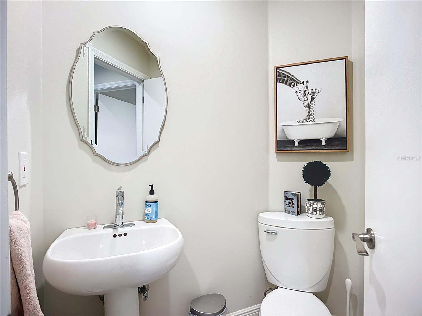 Image 22 of 90 For 620 North Point Drive