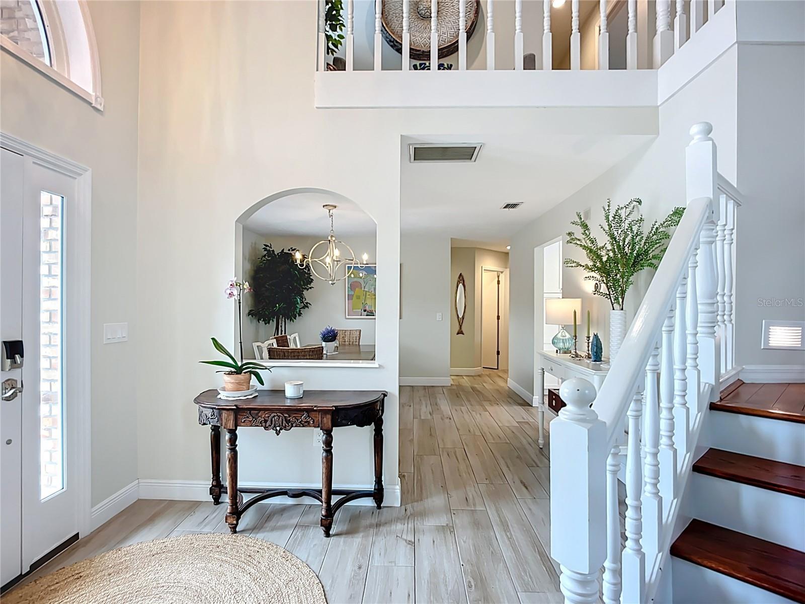 Image 24 of 90 For 620 North Point Drive