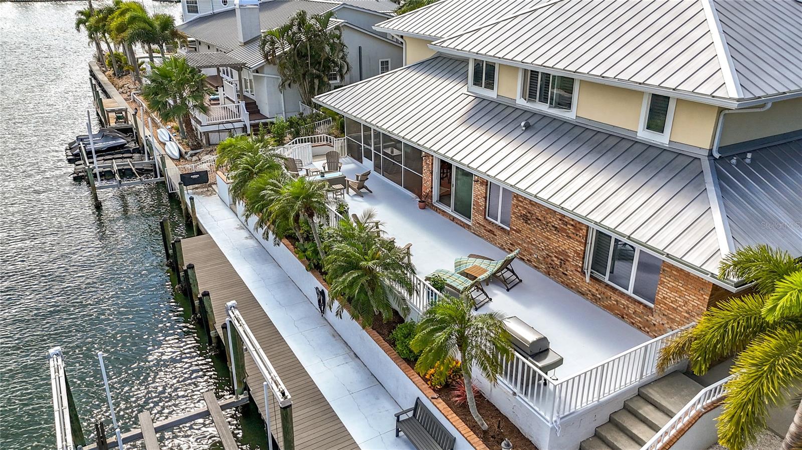 Image 54 of 90 For 620 North Point Drive