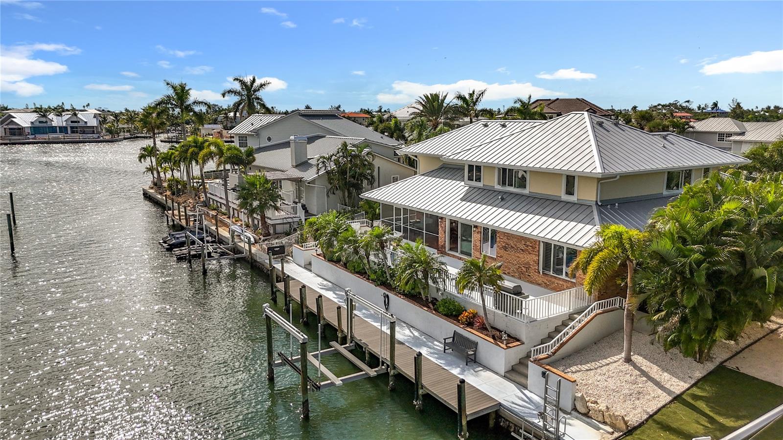 Image 58 of 90 For 620 North Point Drive