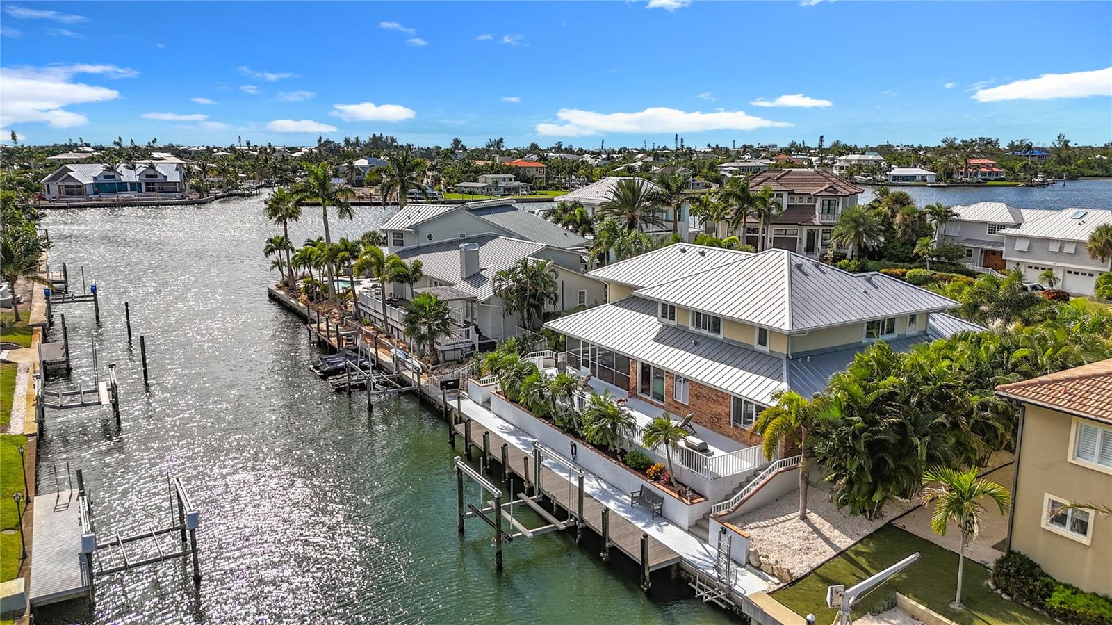 Image 65 of 90 For 620 North Point Drive