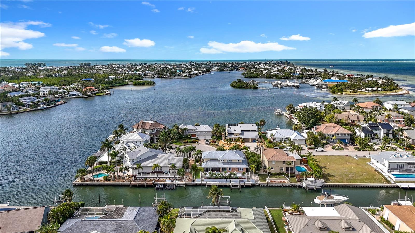 Image 70 of 90 For 620 North Point Drive