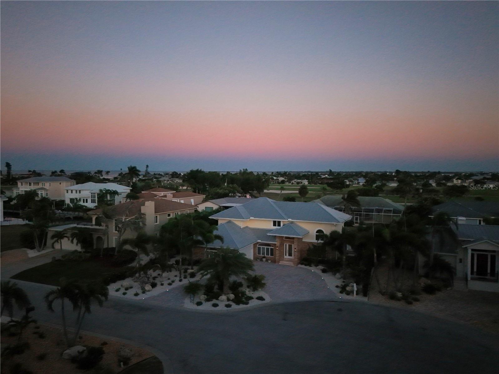 Image 89 of 90 For 620 North Point Drive