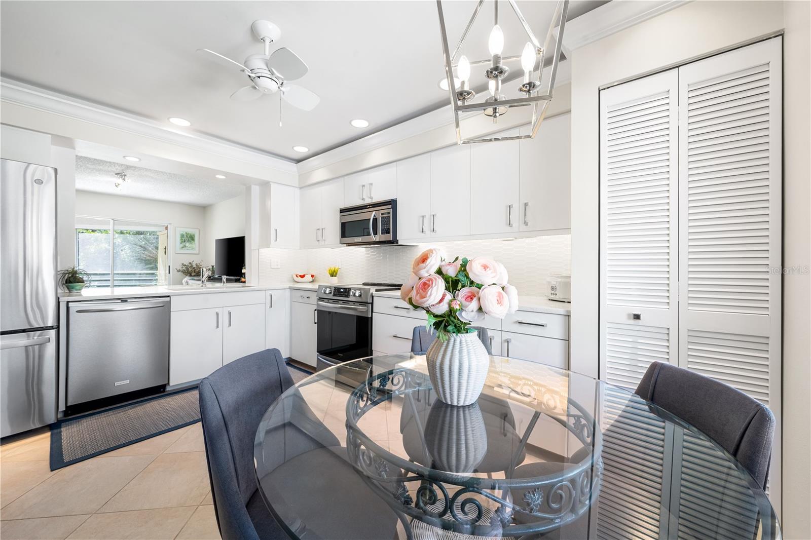 Image 12 of 61 For 6101 34th Street W 16g