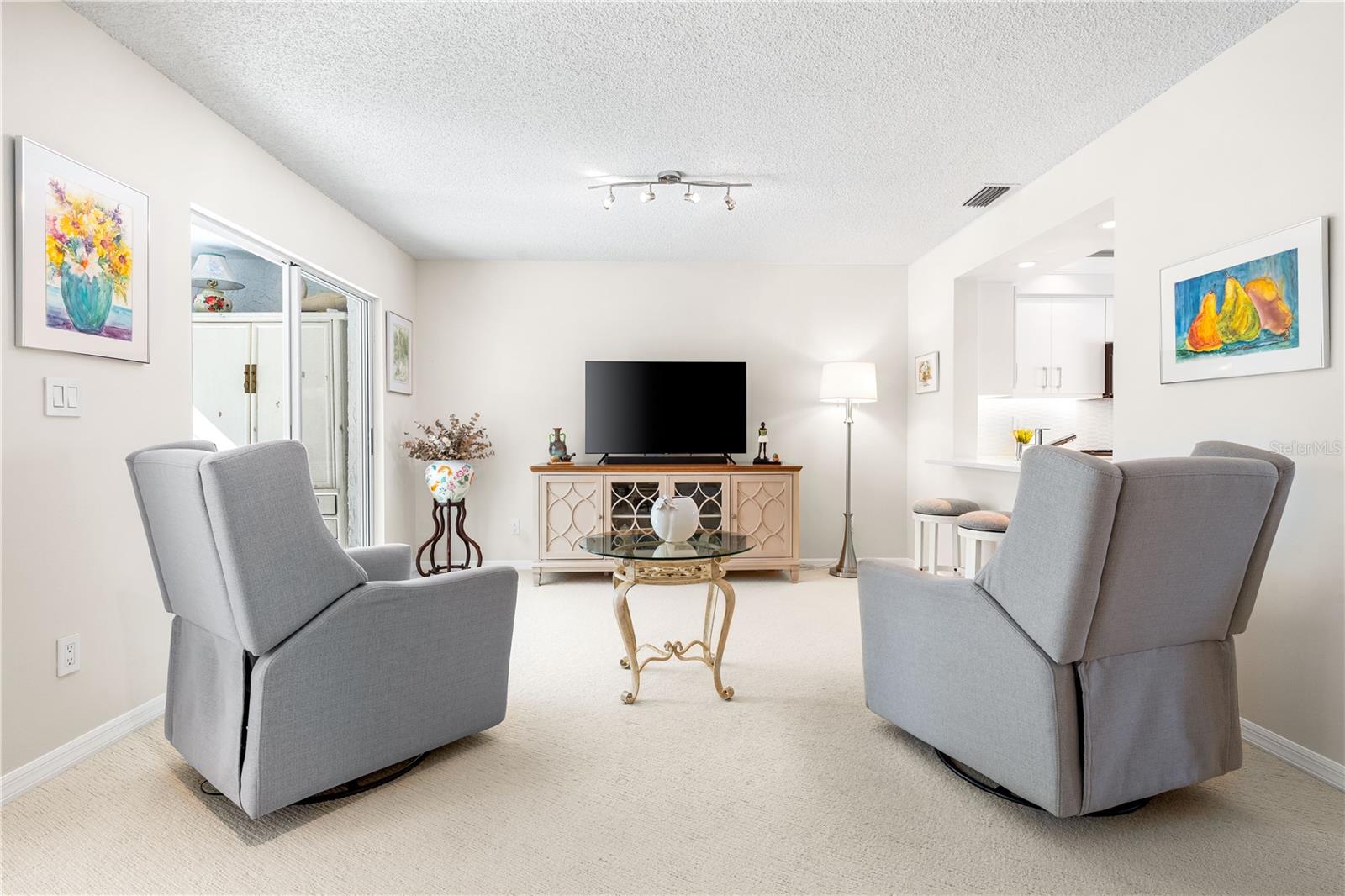 Image 18 of 61 For 6101 34th Street W 16g