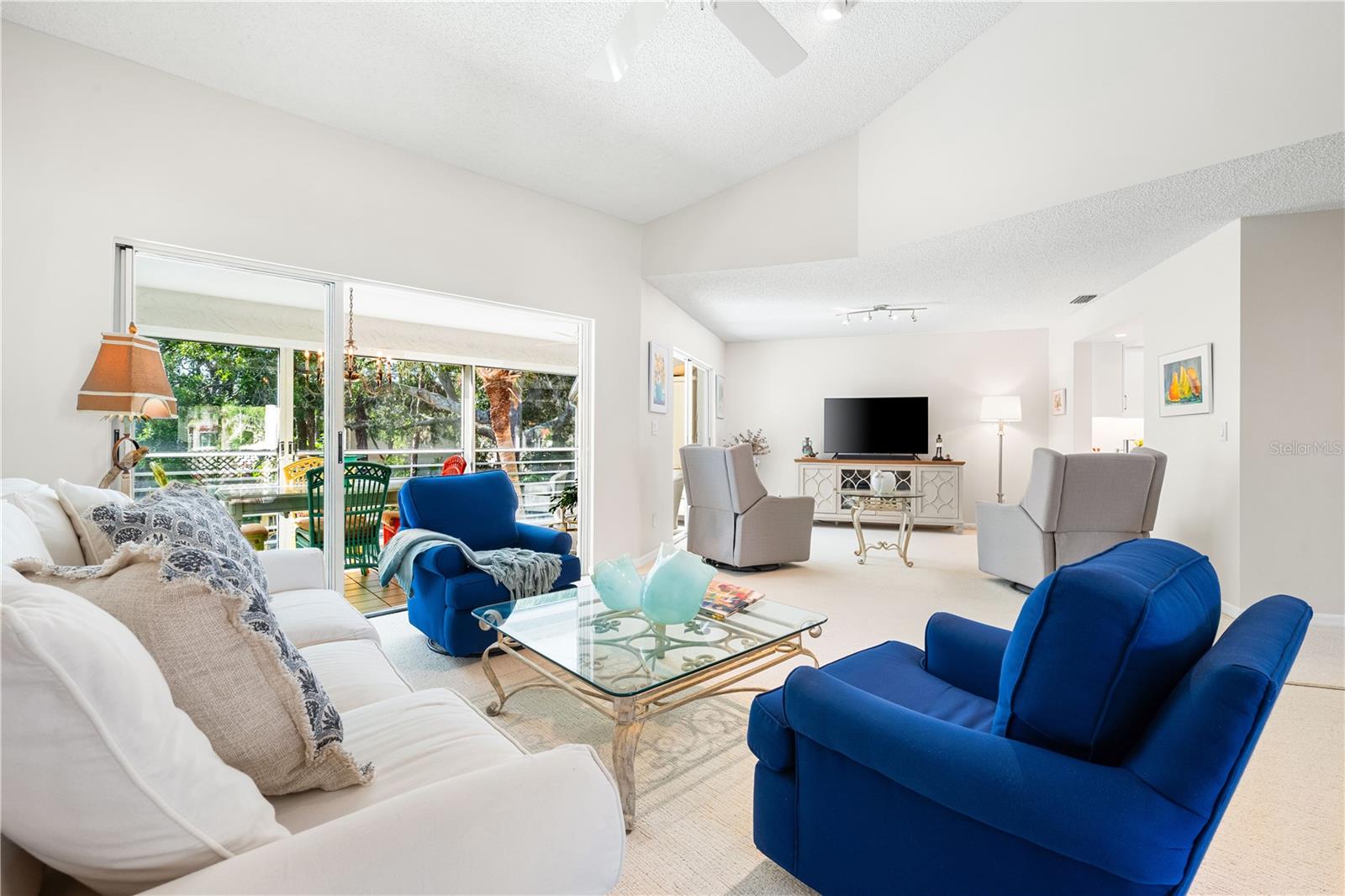 Image 20 of 61 For 6101 34th Street W 16g