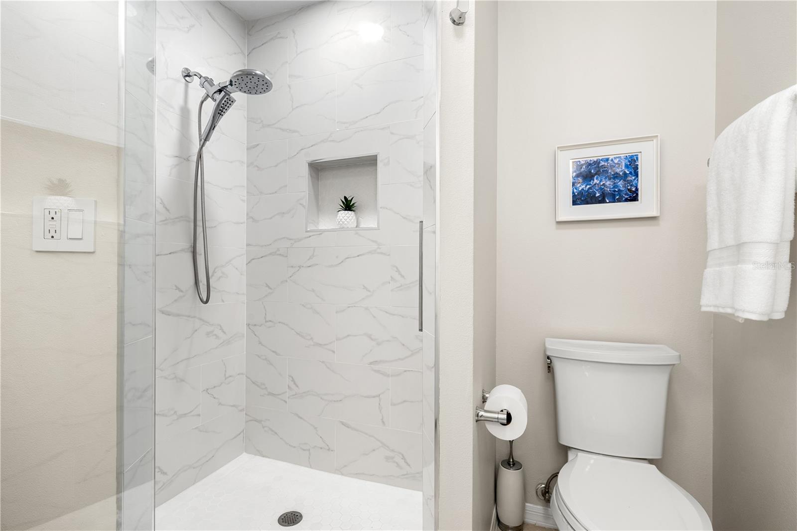 Image 40 of 61 For 6101 34th Street W 16g