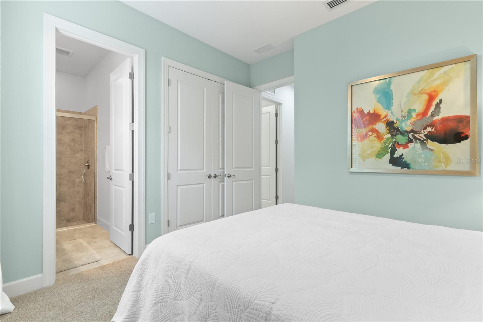 Image 15 of 76 For 3936 Waypoint Avenue