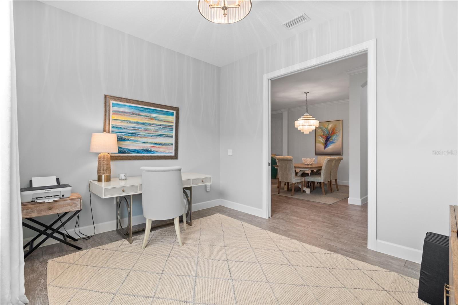 Image 20 of 76 For 3936 Waypoint Avenue