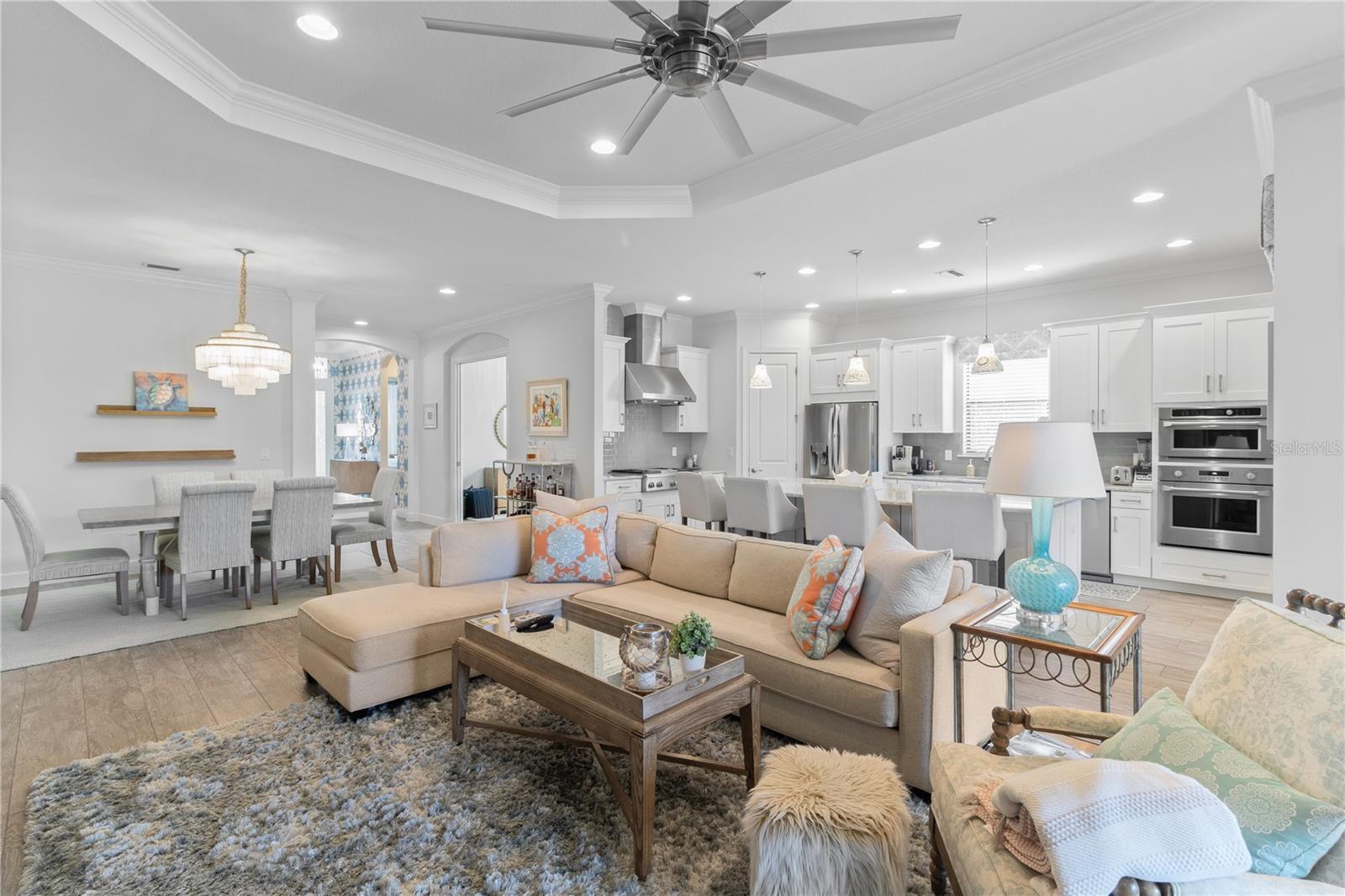 Image 26 of 76 For 3936 Waypoint Avenue