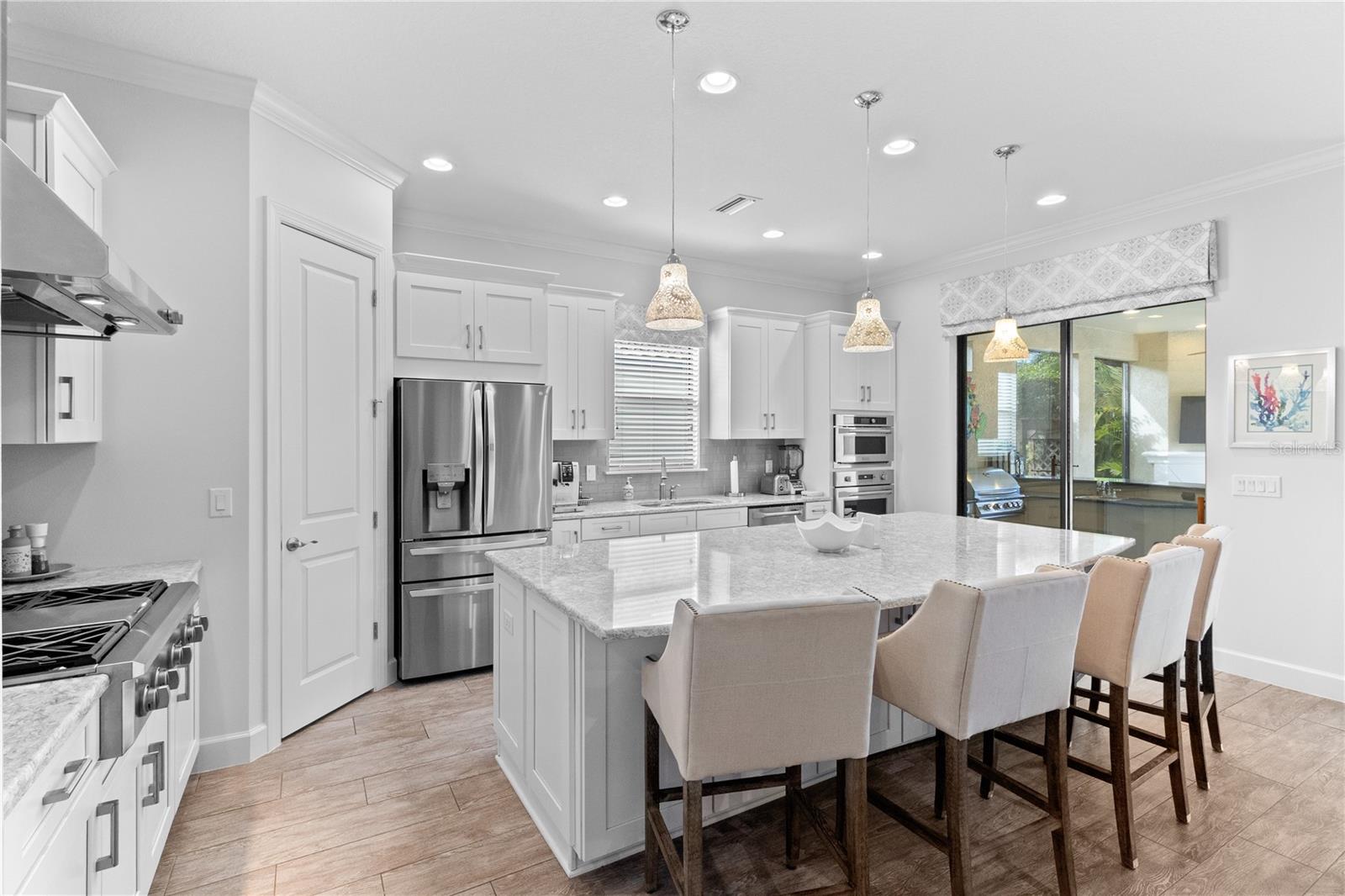 Image 30 of 76 For 3936 Waypoint Avenue