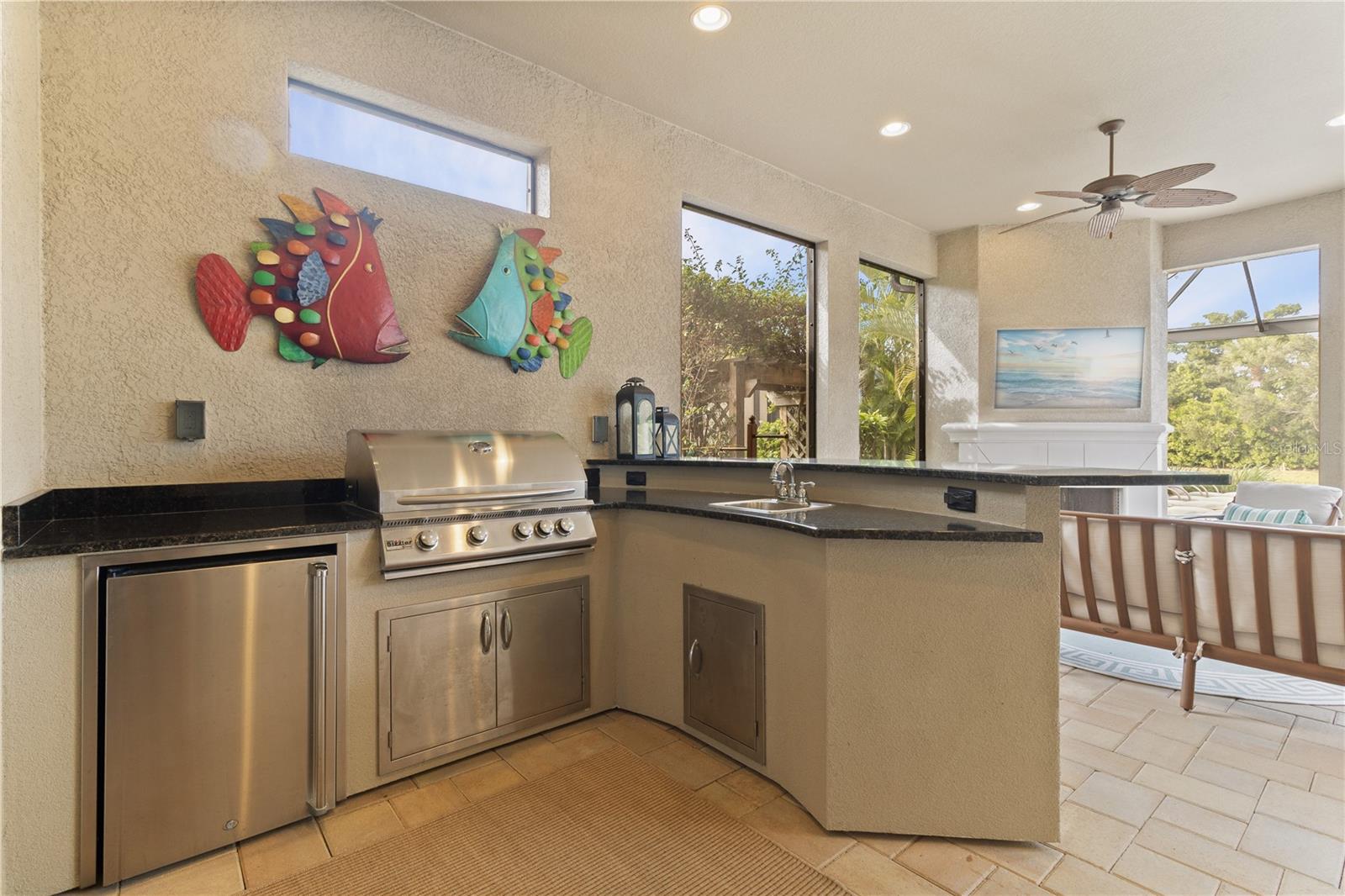 Image 53 of 76 For 3936 Waypoint Avenue