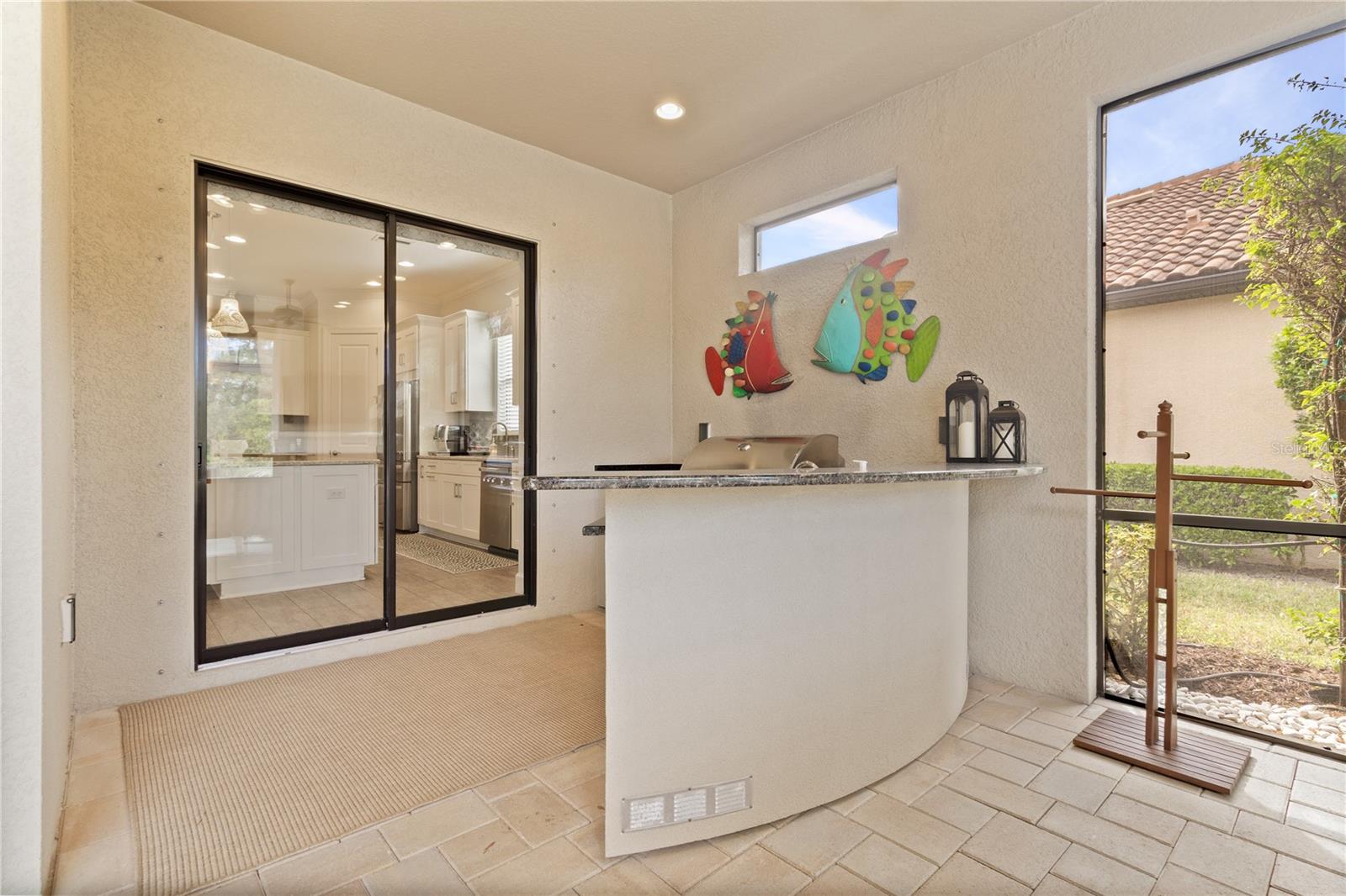 Image 54 of 76 For 3936 Waypoint Avenue