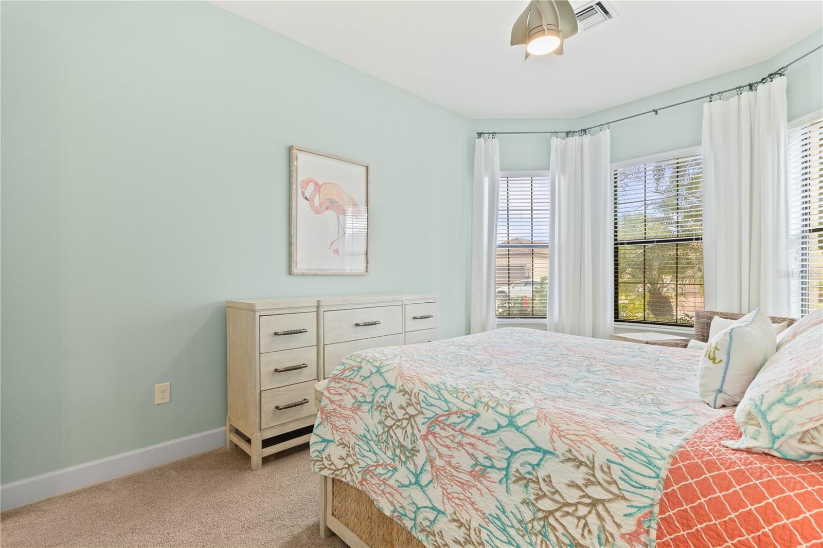 Image 9 of 76 For 3936 Waypoint Avenue