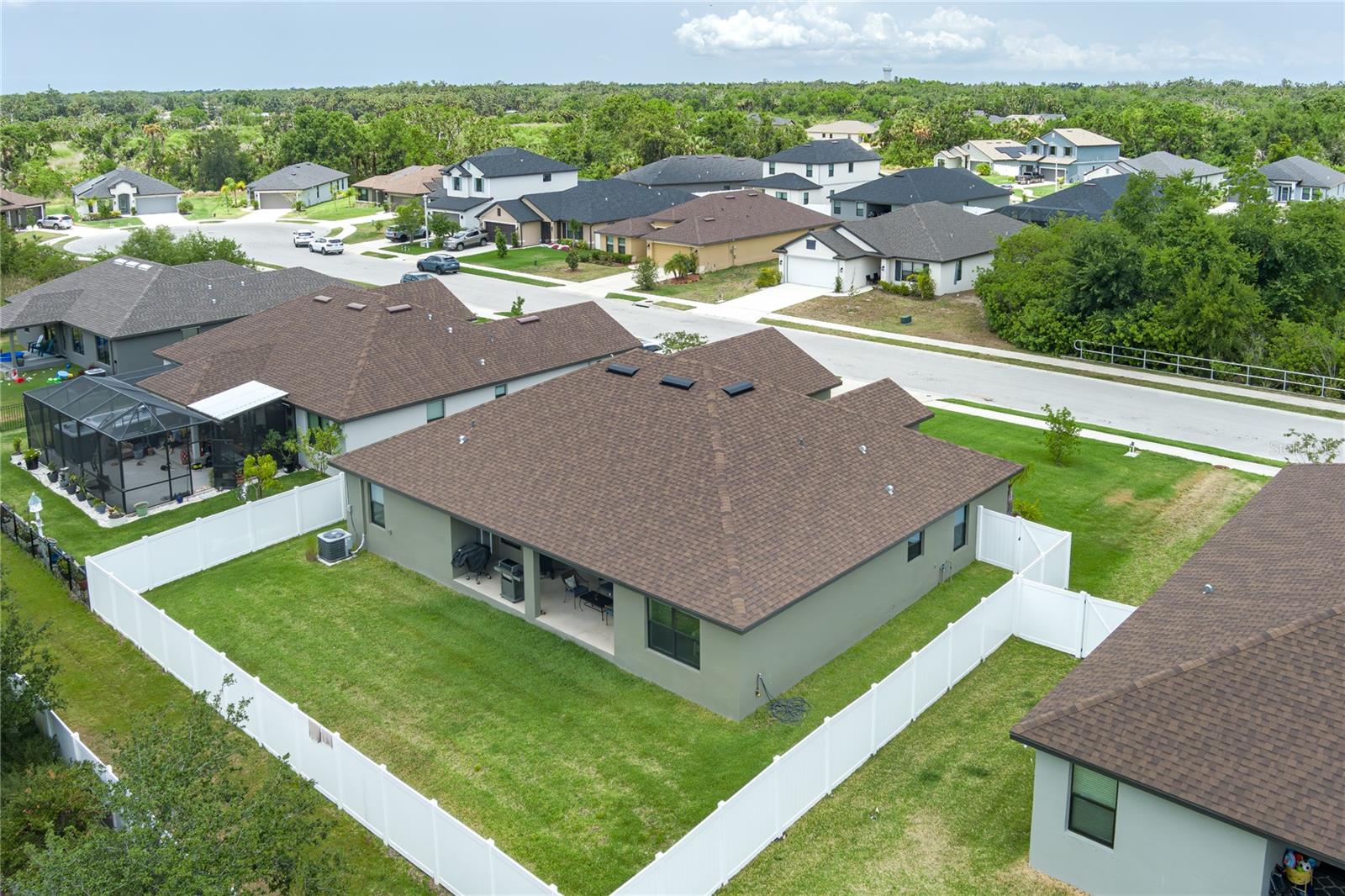 Image 30 of 36 For 9315 45th Court E