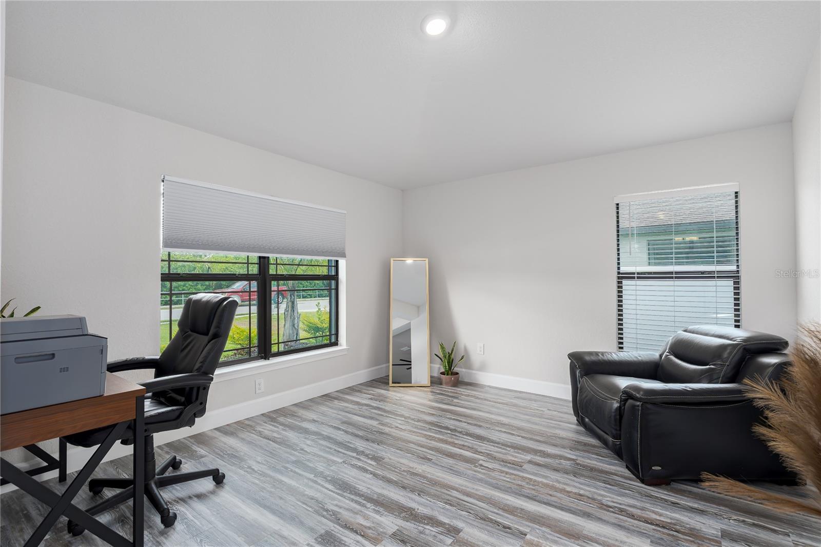 Image 6 of 36 For 9315 45th Court E