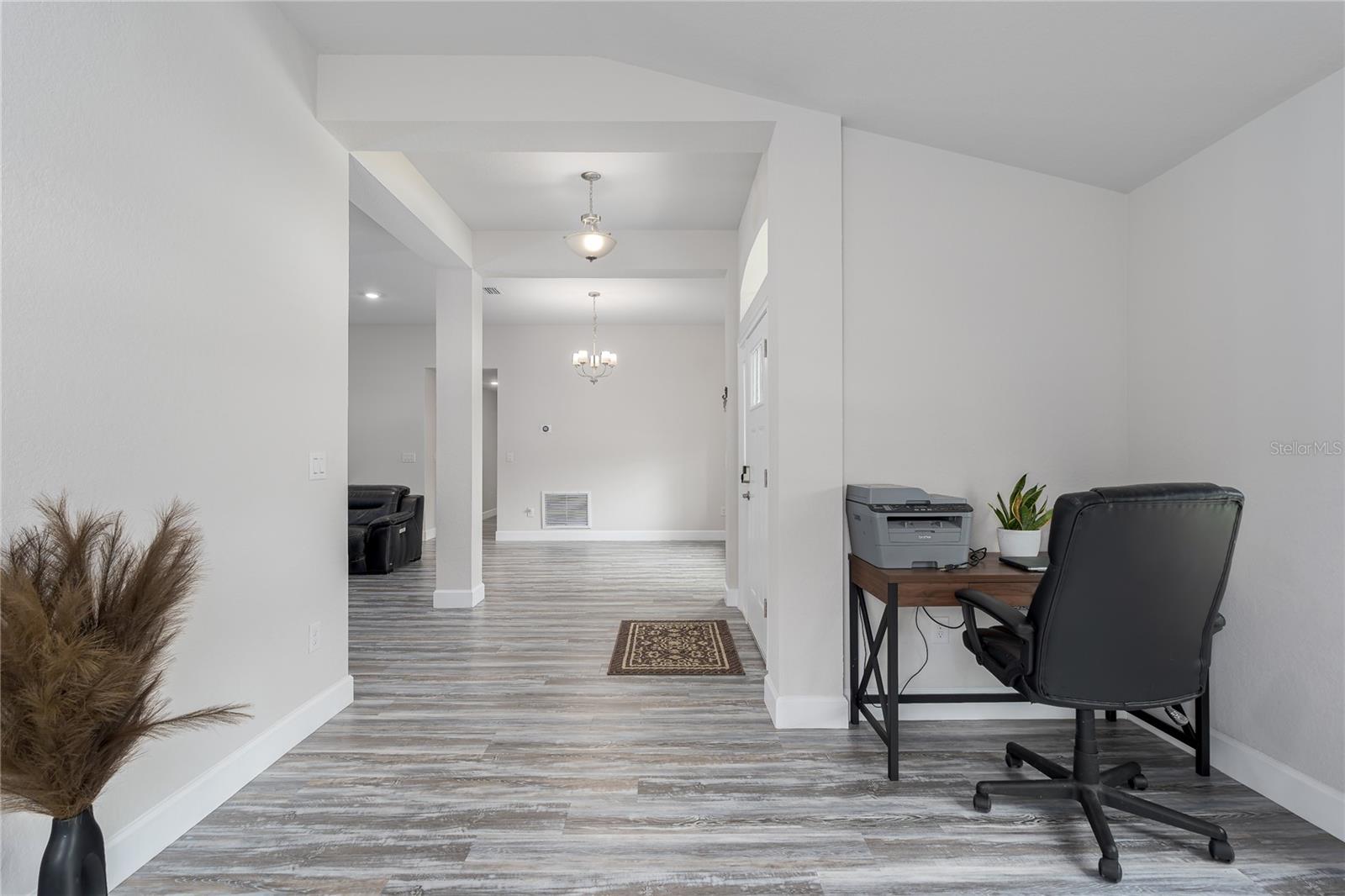 Image 7 of 36 For 9315 45th Court E