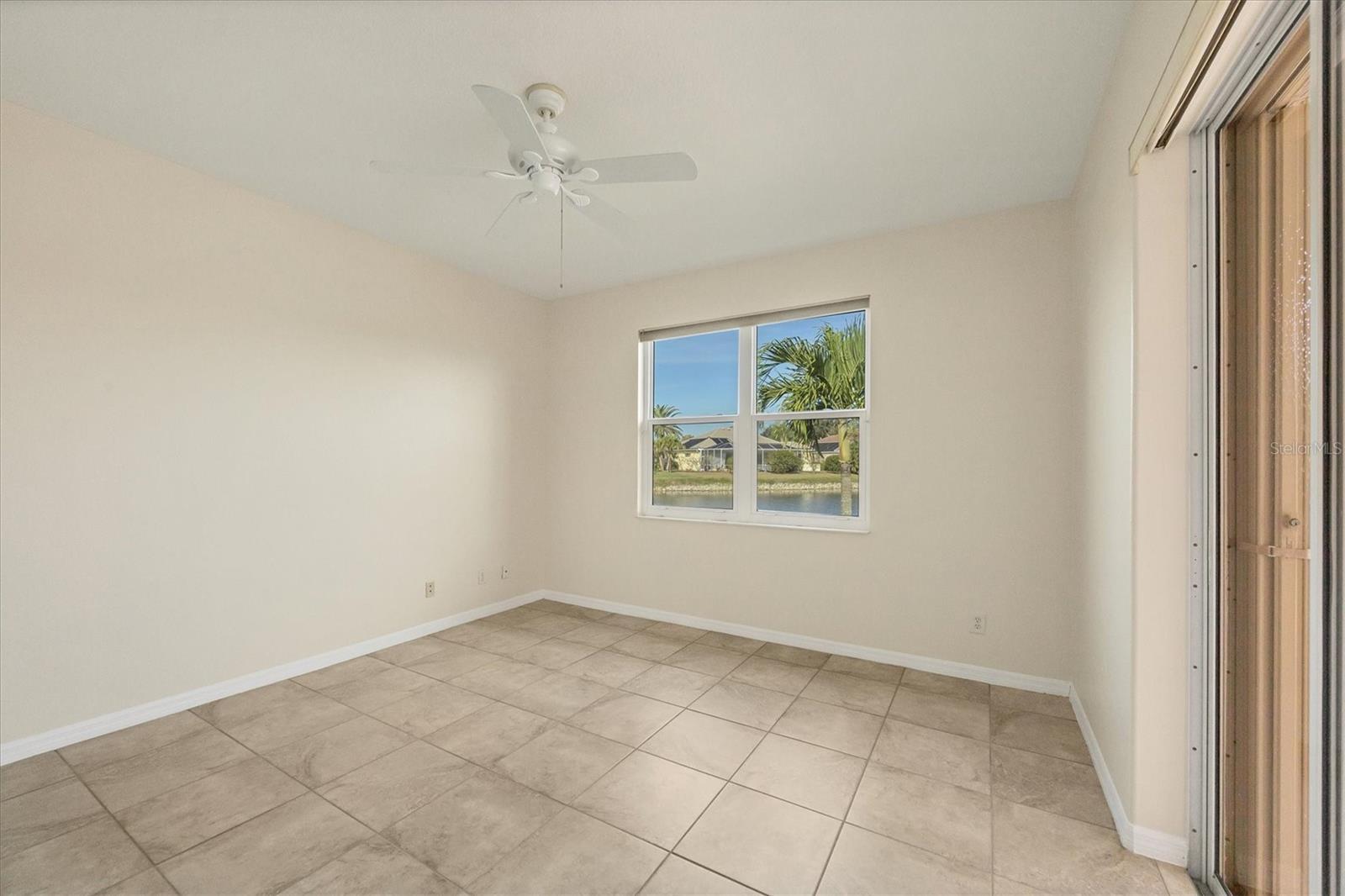 Image 25 of 40 For 327 Park Trace Boulevard