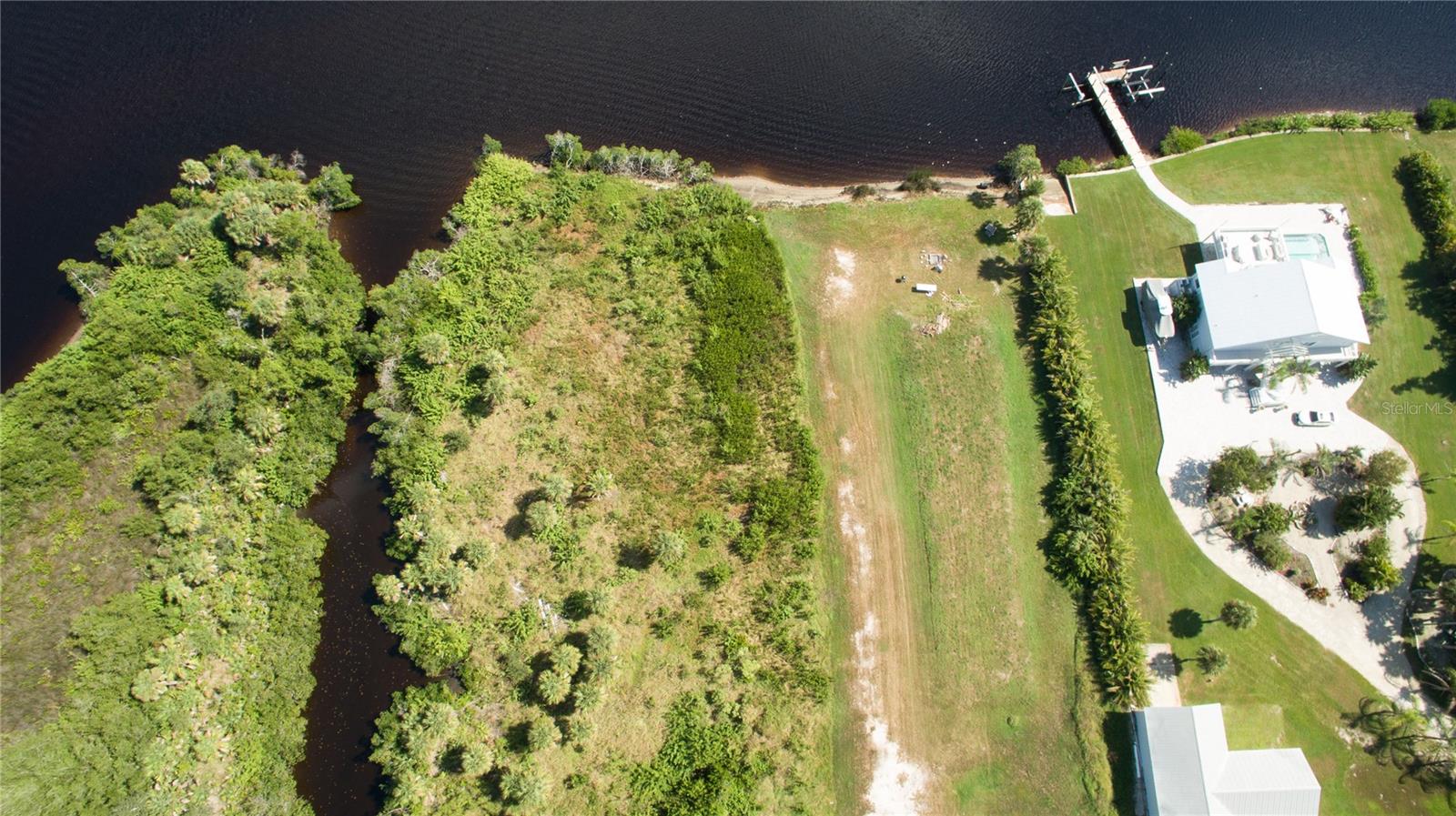 Image 9 of 18 For  Deer Court 