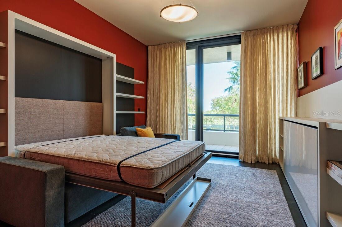 Image 31 of 61 For 415 L Ambiance Drive B202