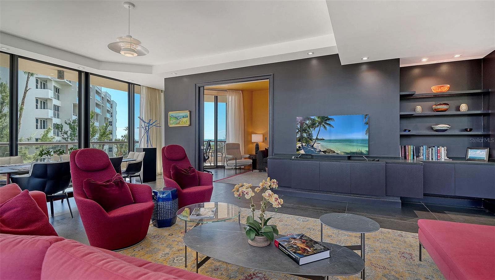 Image 7 of 61 For 415 L Ambiance Drive B202