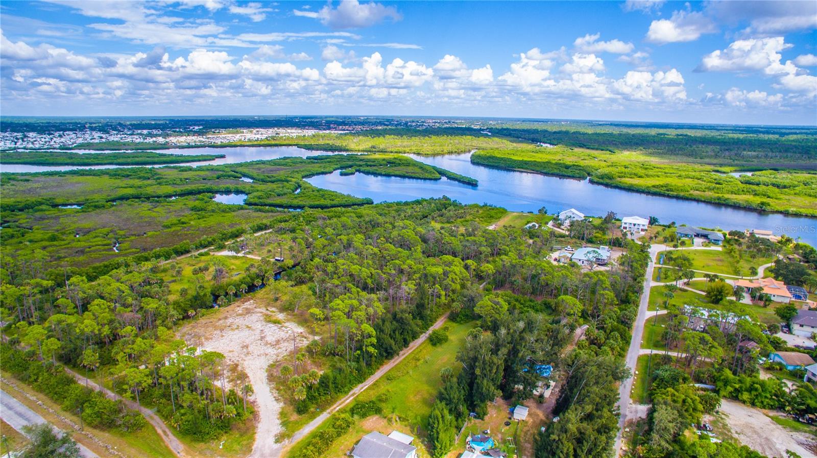 Image 18 of 18 For  Deer Court 