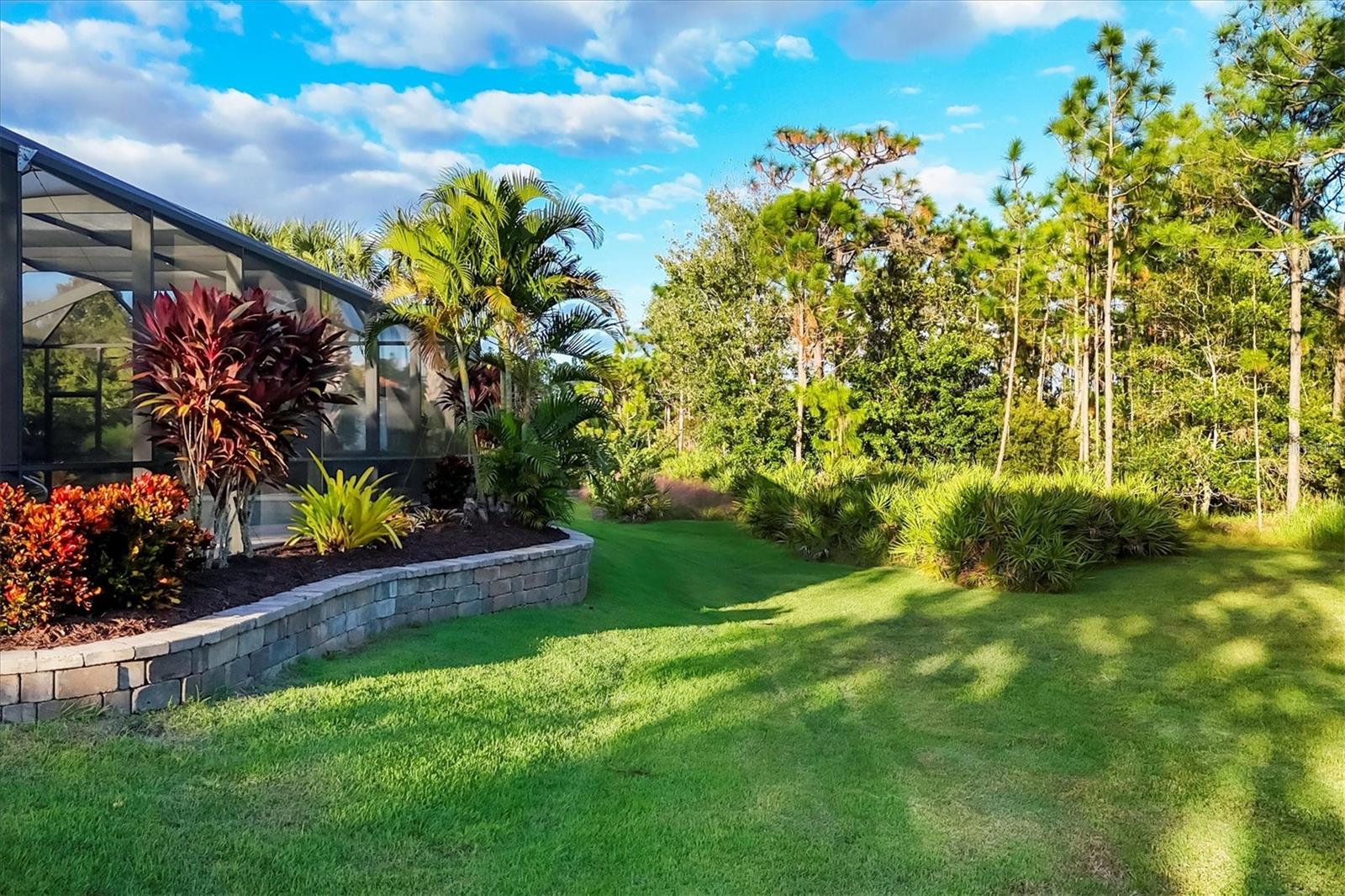 Listing photo id 26 for 19452 Beacon Park Place