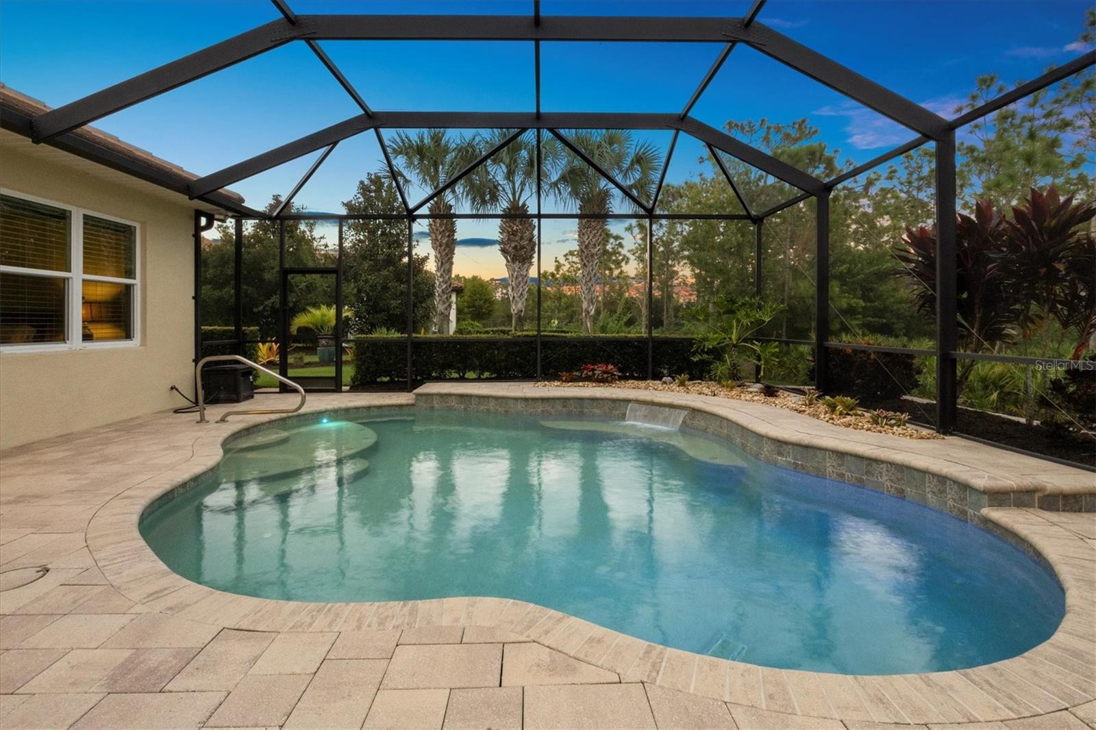 Listing photo id 28 for 19452 Beacon Park Place