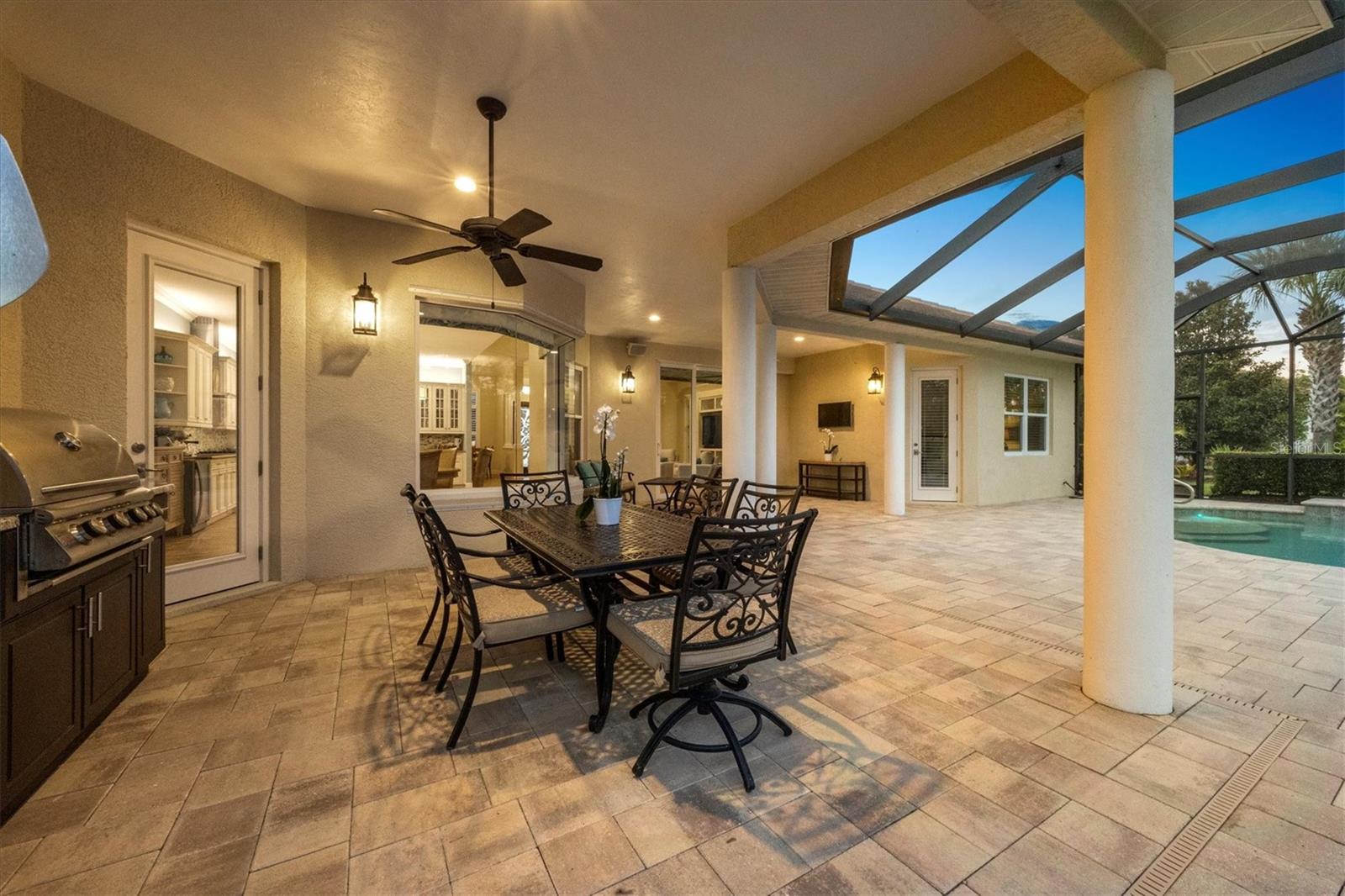 Listing photo id 31 for 19452 Beacon Park Place