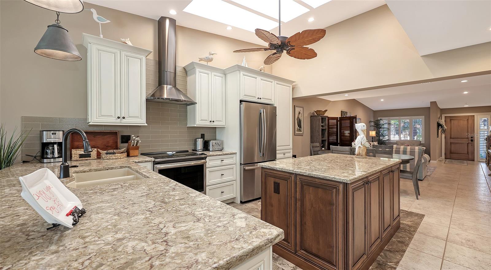 Image 9 of 45 For 2367 Harbour Oaks Drive