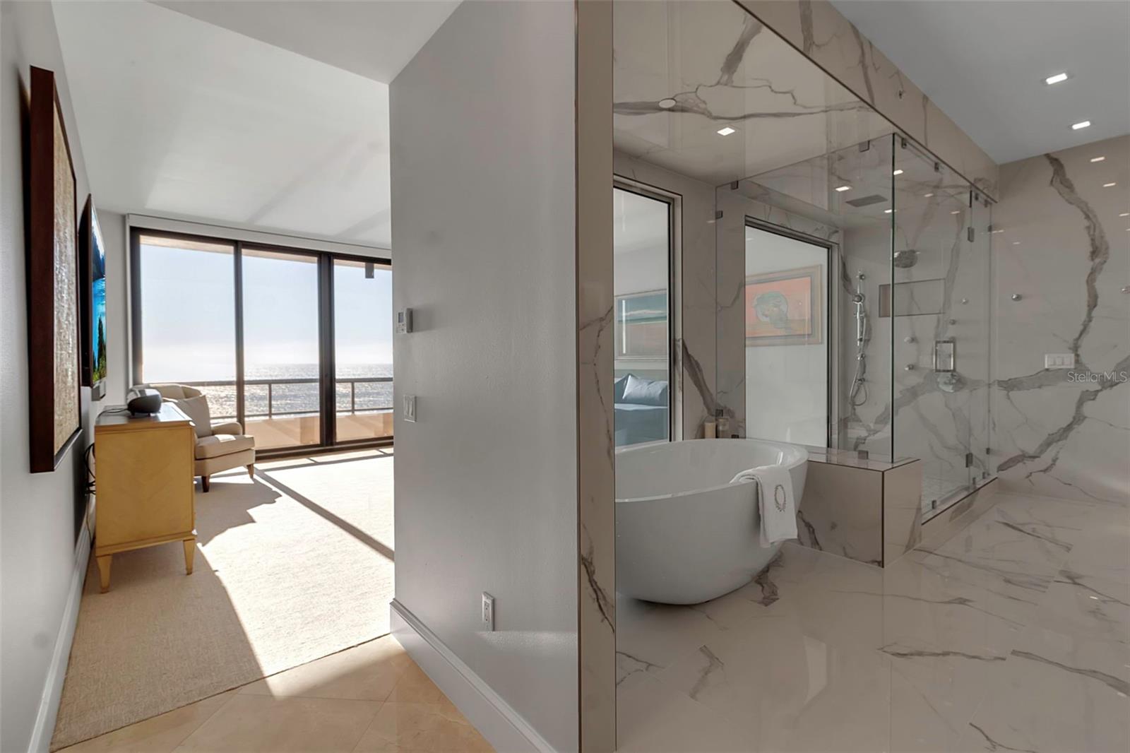 Image 28 of 60 For 415 L Ambiance Drive A801