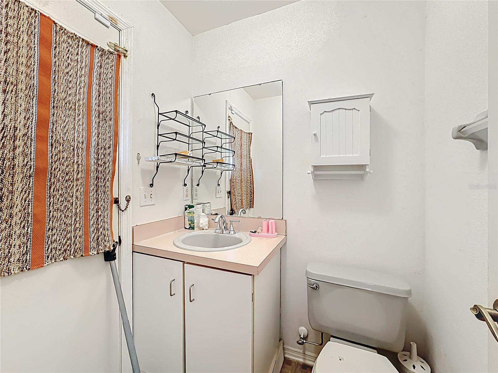 Image 19 of 24 For 2452 Bel Air Circle