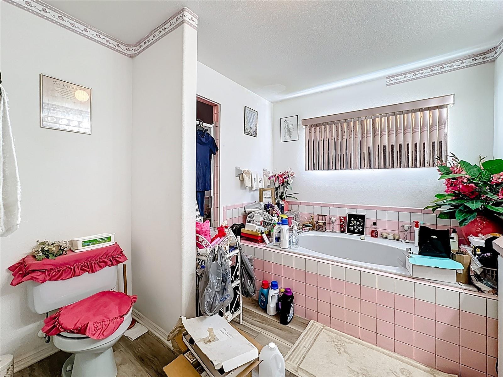 Image 22 of 24 For 2452 Bel Air Circle