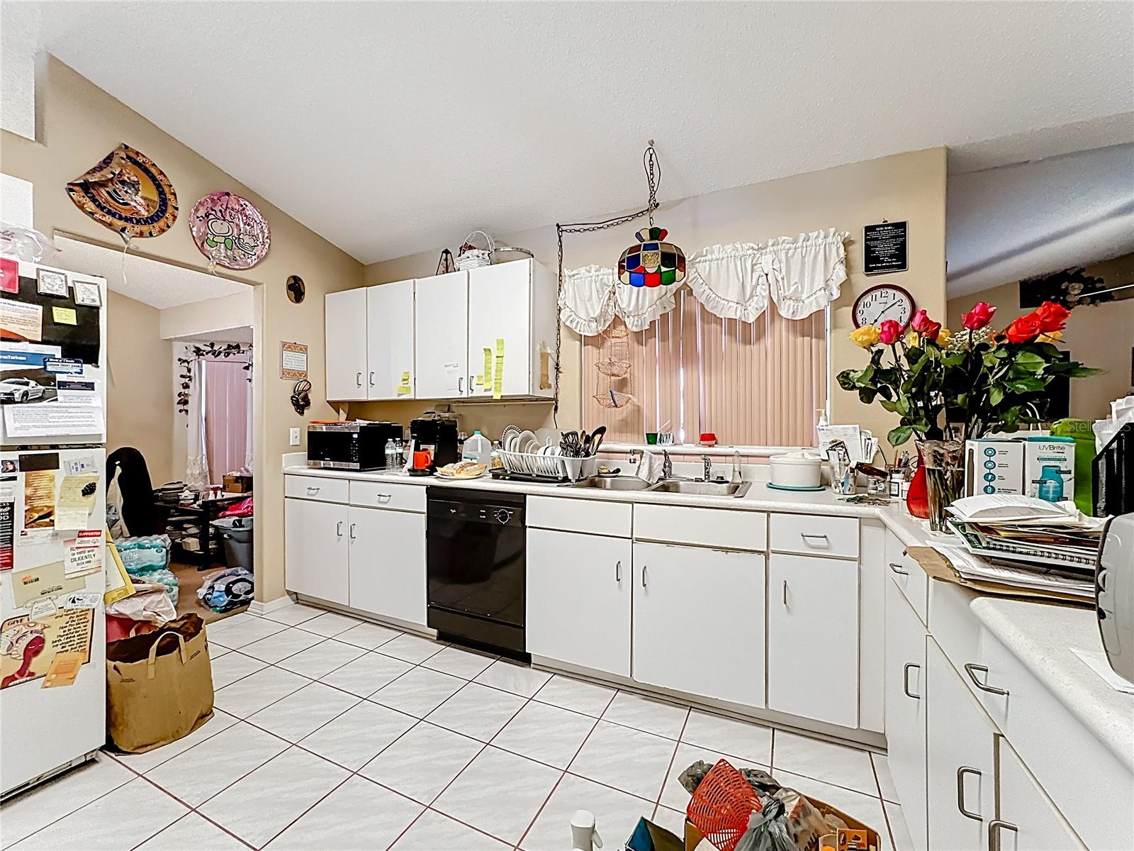 Image 7 of 24 For 2452 Bel Air Circle