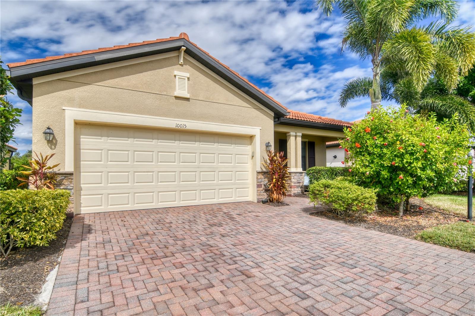 Image 5 of 95 For 10015 Marbella Drive