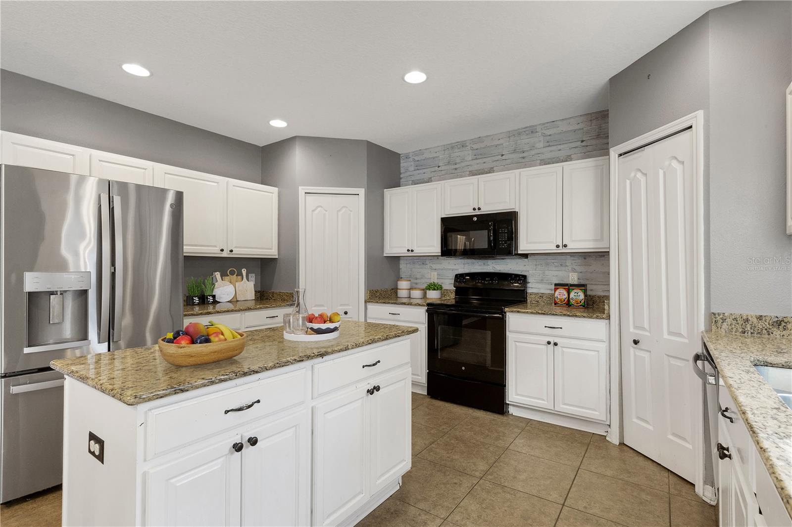 Image 22 of 96 For 7427 61st Street E